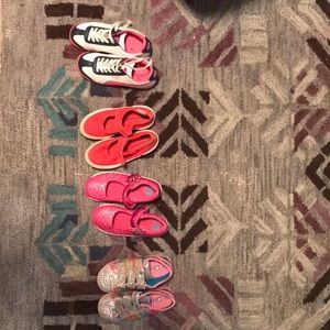 Girl’s Sneaker Lot size 11